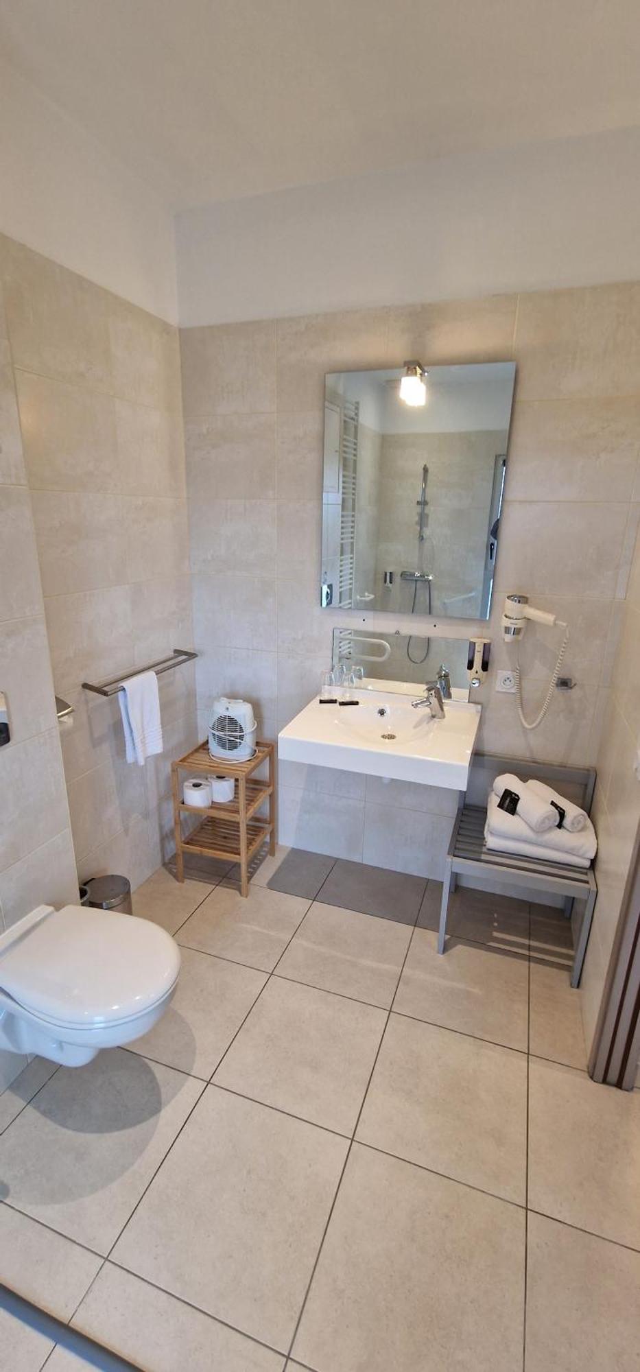 Hotel Le Bellevue Guer Zewnętrze zdjęcie