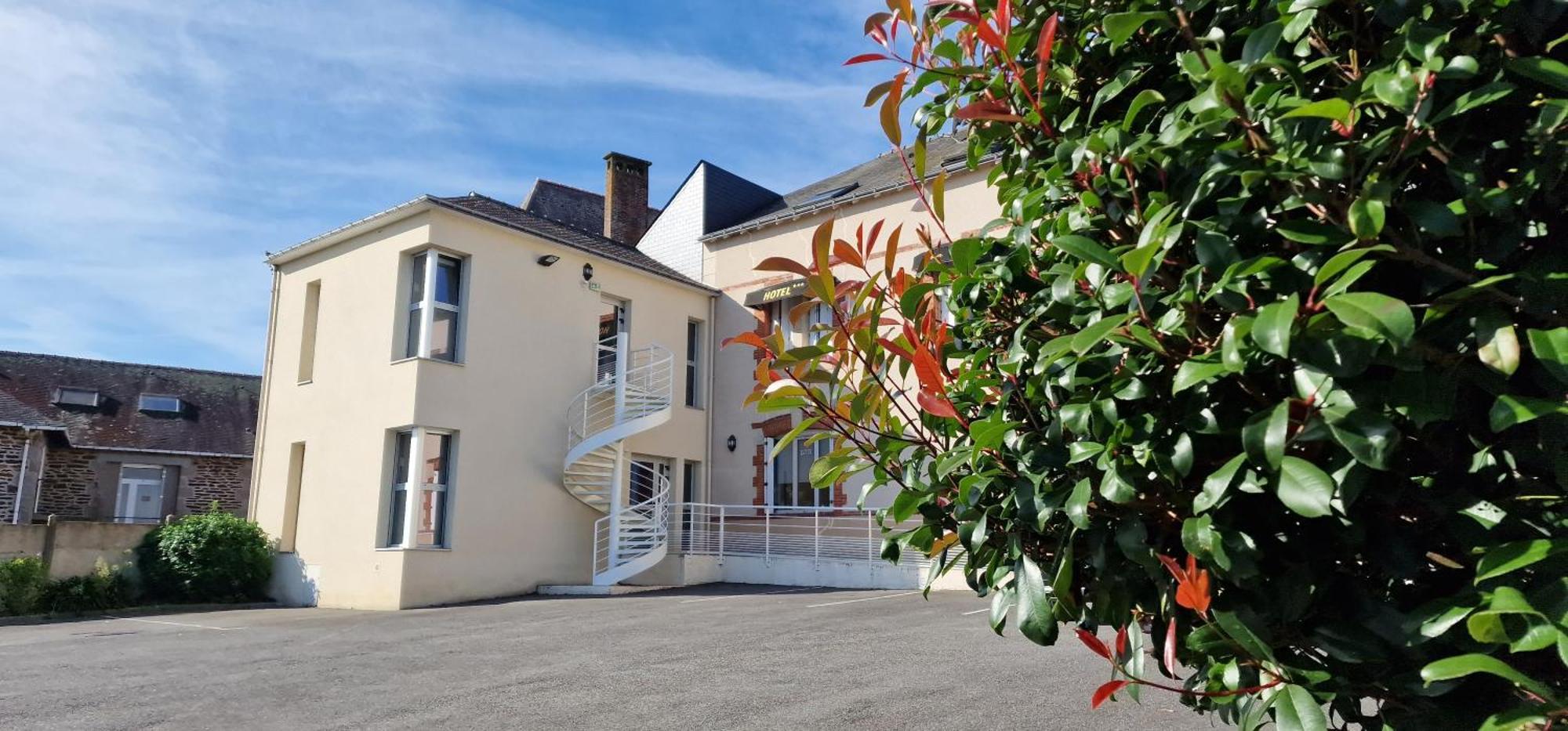 Hotel Le Bellevue Guer Zewnętrze zdjęcie