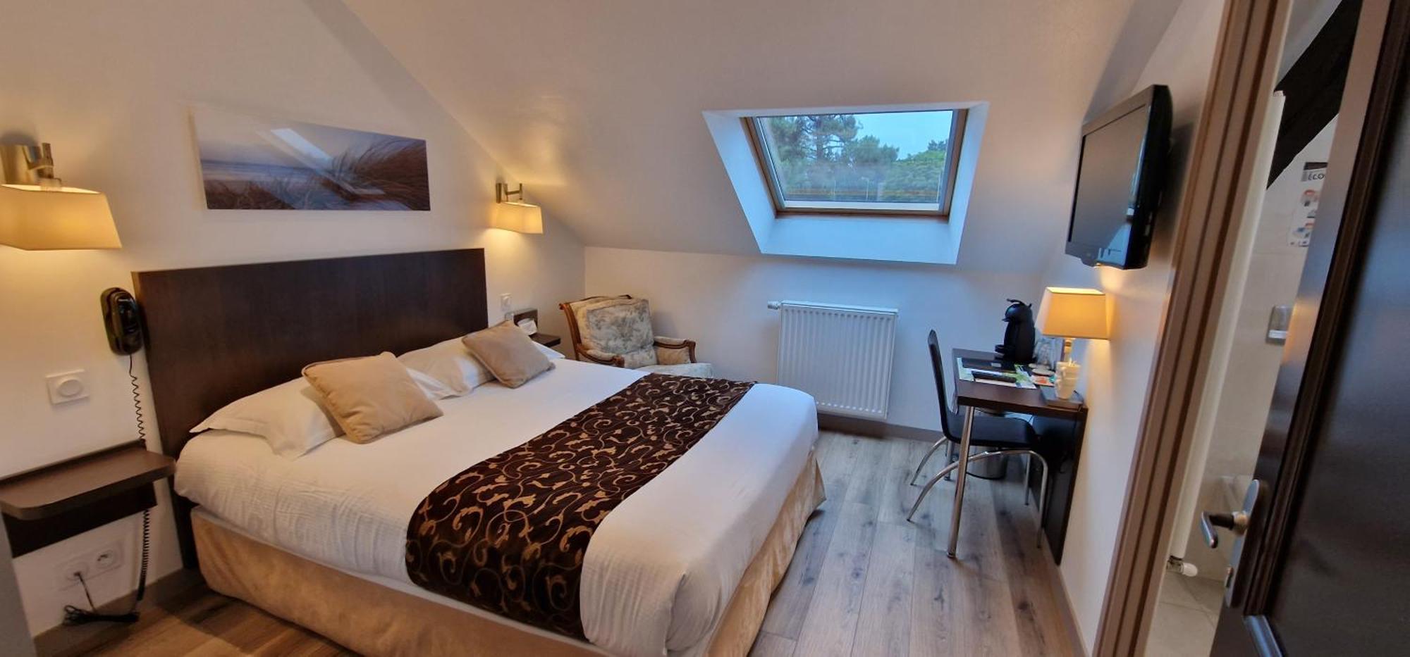 Hotel Le Bellevue Guer Zewnętrze zdjęcie