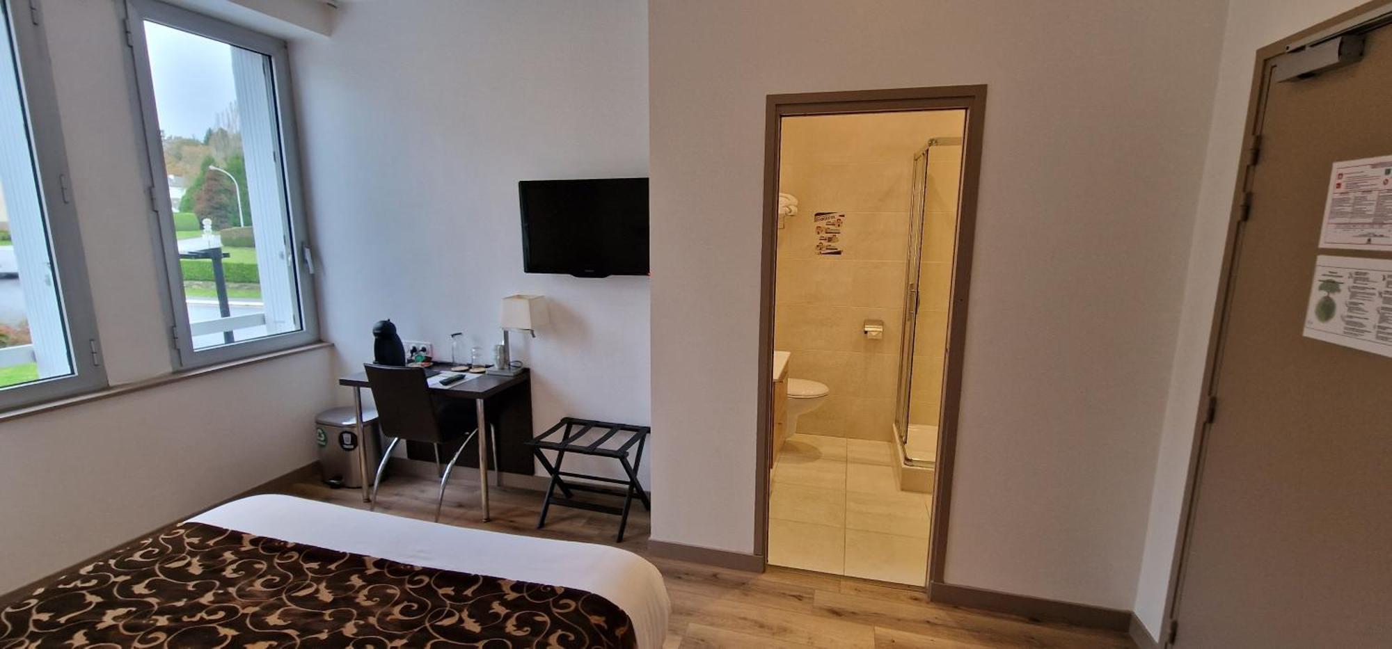 Hotel Le Bellevue Guer Zewnętrze zdjęcie
