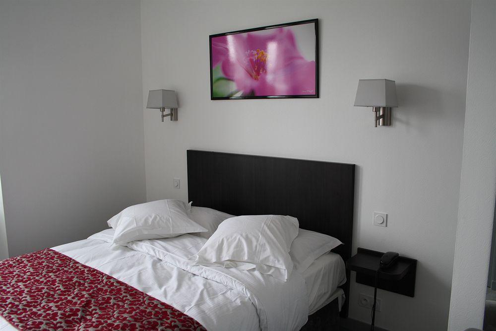 Hotel Le Bellevue Guer Zewnętrze zdjęcie